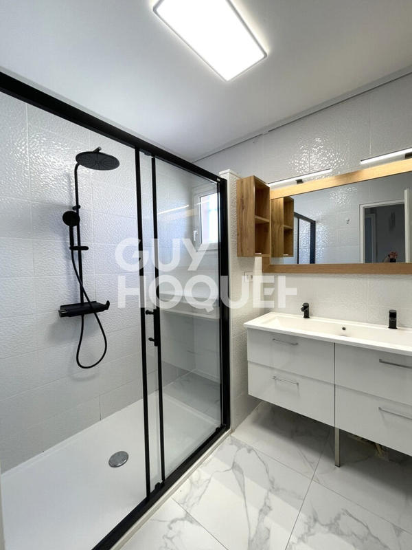 Maison - 102 m² - 4 pièces