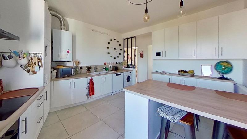 Appartement - 103 m² - 4 pièces