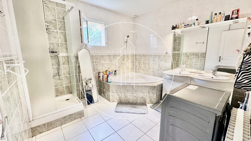 Villa - 148 m² - 5 pièces