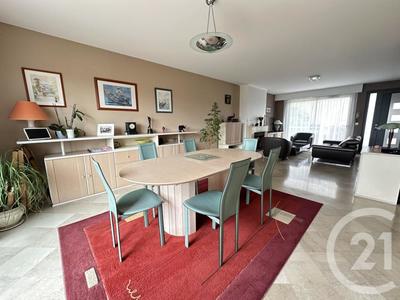 Pavillon - 170 m² - 6 pièces