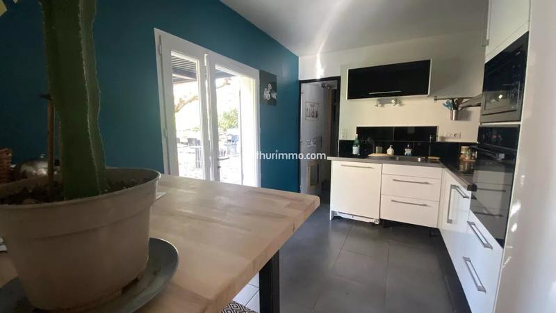 Maison - 91 m² - 5 pièces