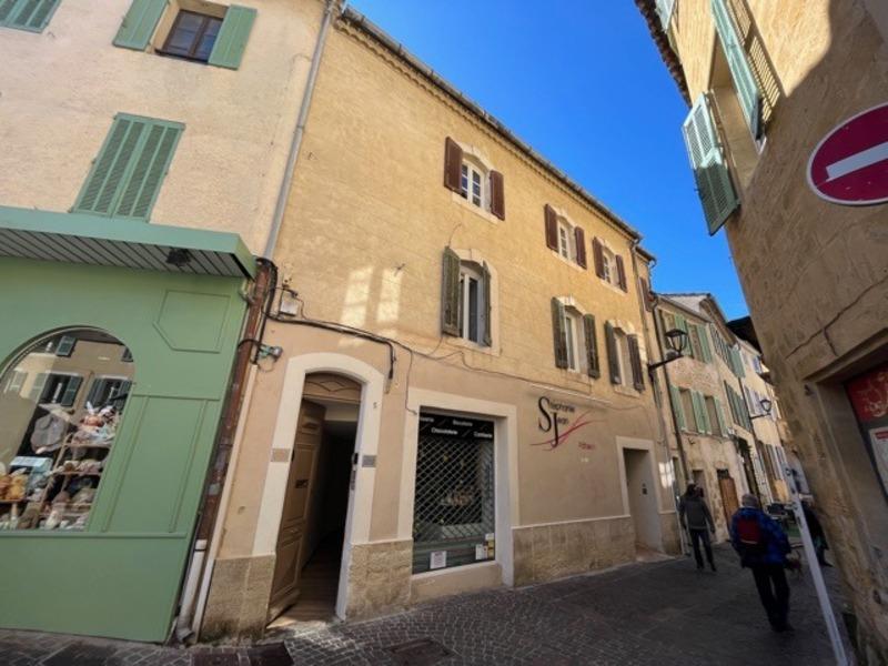 Appartement ancien - 72 m² - 4 pièces