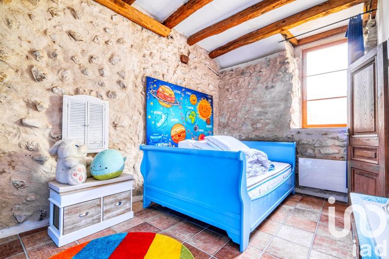 Maison - 281 m² - 10 pièces