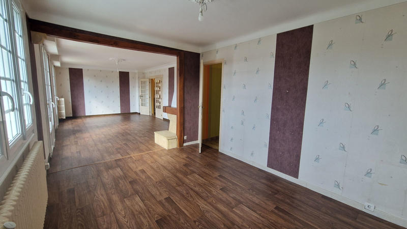 Maison - 188 m² - 10 pièces