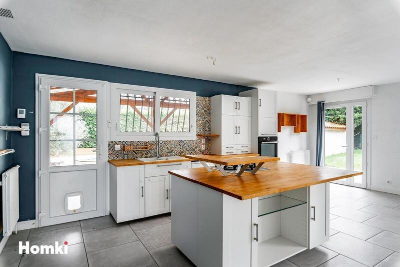 Maison - 140 m² - 5 pièces