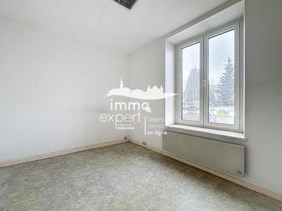 Bureau - 64 m² - 5 pièces