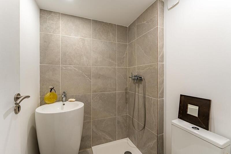 Maison - 187 m² - 7 pièces