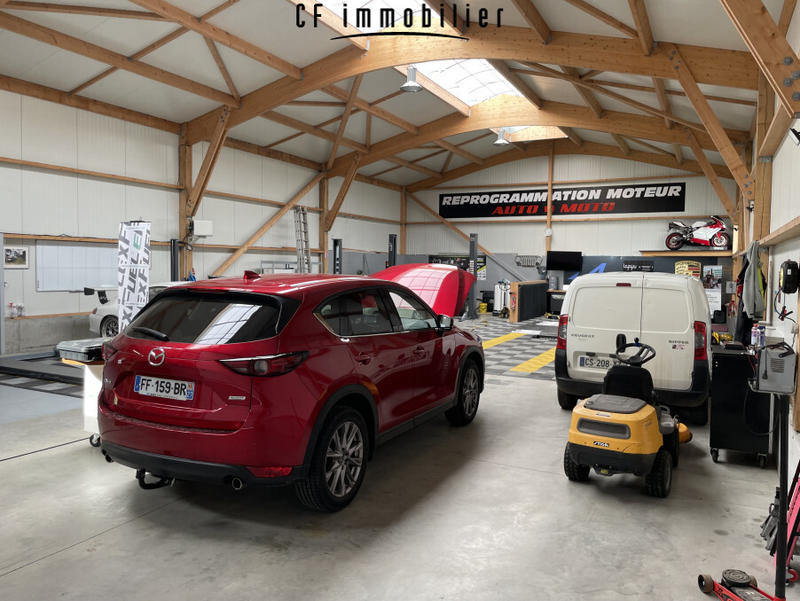 Local commercial - 320 m² - 2 pièces