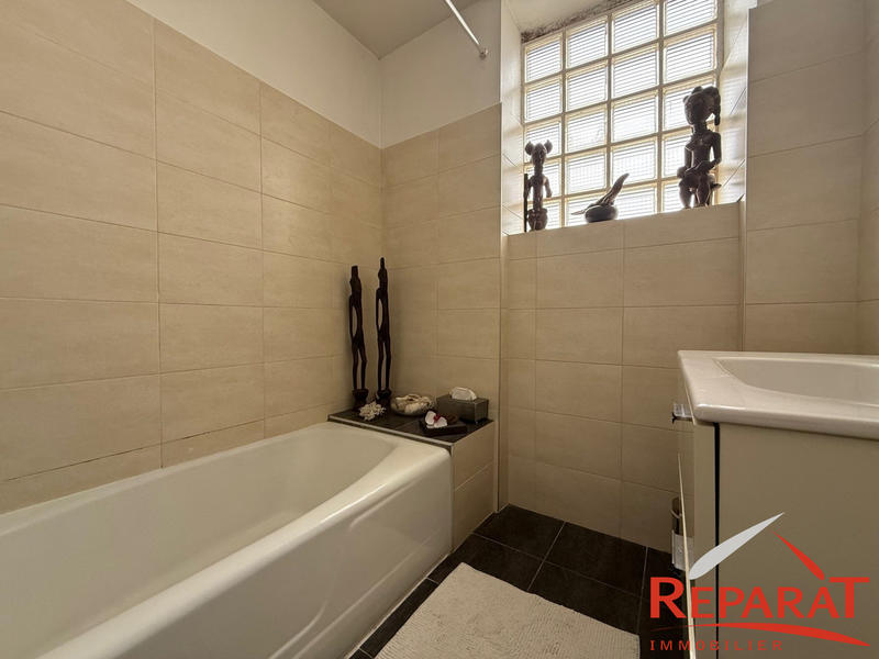 Appartement - 79 m² - 3 pièces