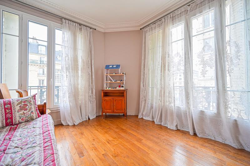 Appartement - 145 m² - 5 pièces