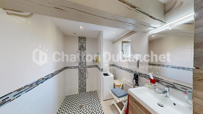 Maison - 137 m² - 7 pièces