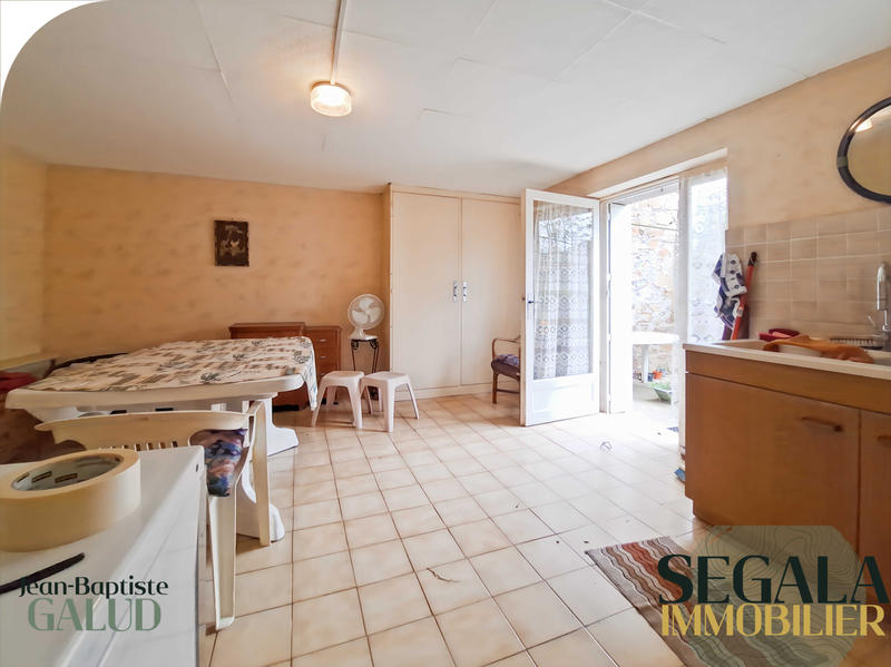 Maison - 99 m² - 5 pièces