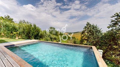 Villa - 224 m² - 6 pièces