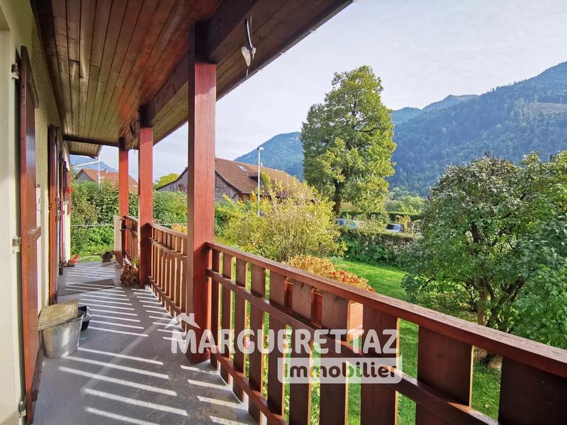 Maison - 102 m² - 5 pièces