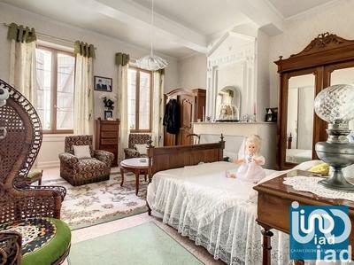 Maison - 355 m² - 14 pièces