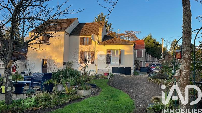 Maison - 137 m² - 7 pièces