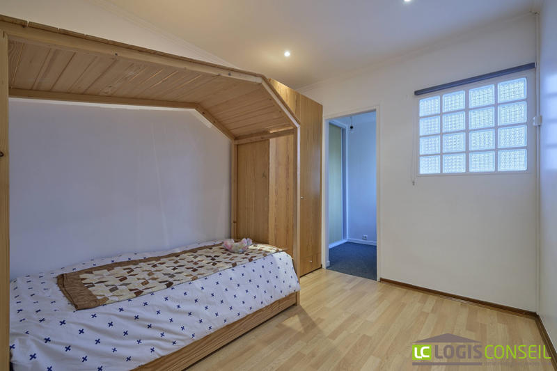 Maison - 88 m² - 5 pièces