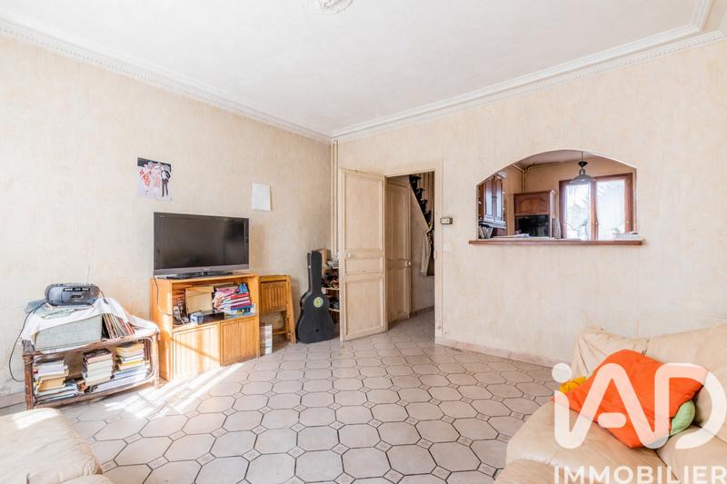 Maison - 77 m² - 5 pièces