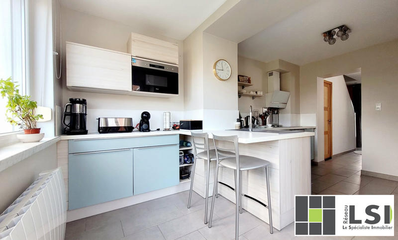 Maison - 110 m² - 7 pièces