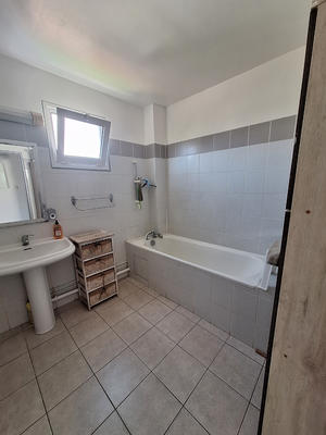 Appartement - 74 m² - 3 pièces