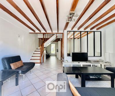 Maison - 91 m² - 4 pièces