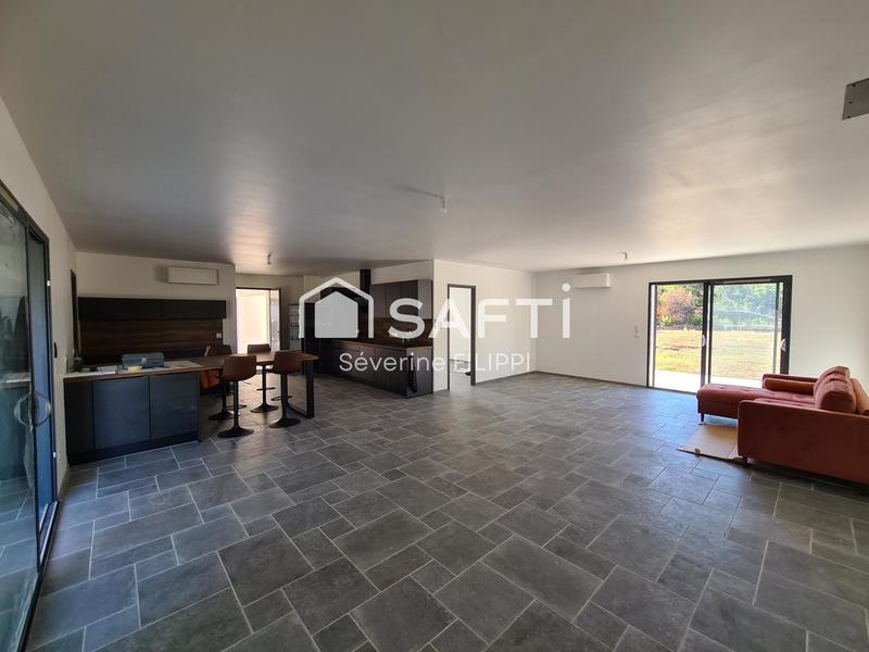 Maison - 147 m² - 5 pièces