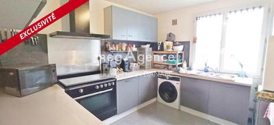 Maison - 121 m² - 6 pièces