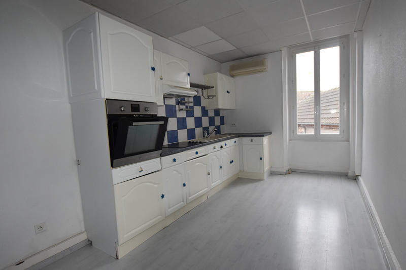 Maison - 283 m² - 8 pièces