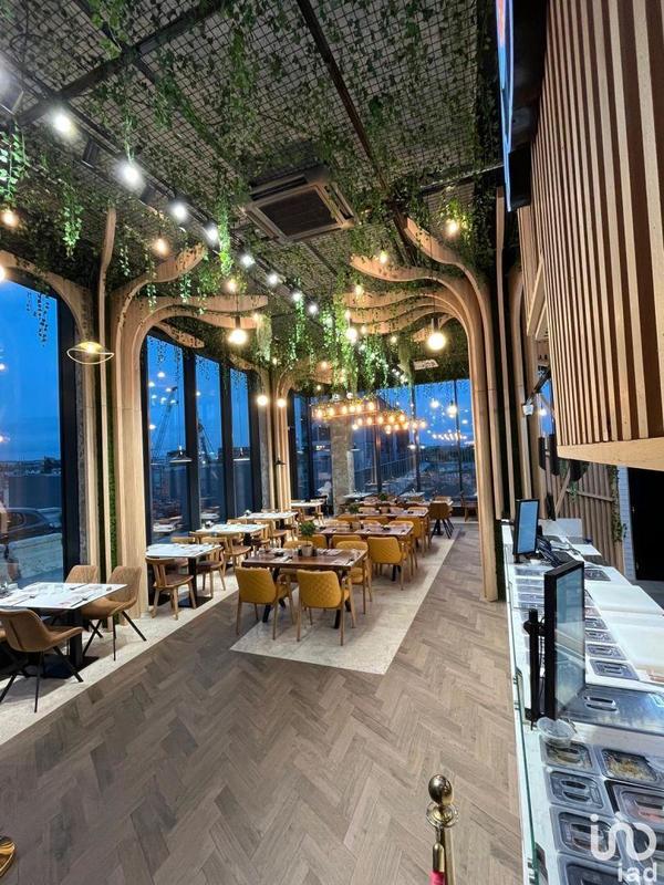 Local commercial - 180 m²