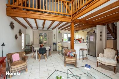 Maison - 140 m² - 6 pièces