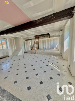 Maison de village - 220 m² - 7 pièces