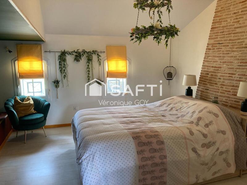 Maison - 180 m² - 6 pièces