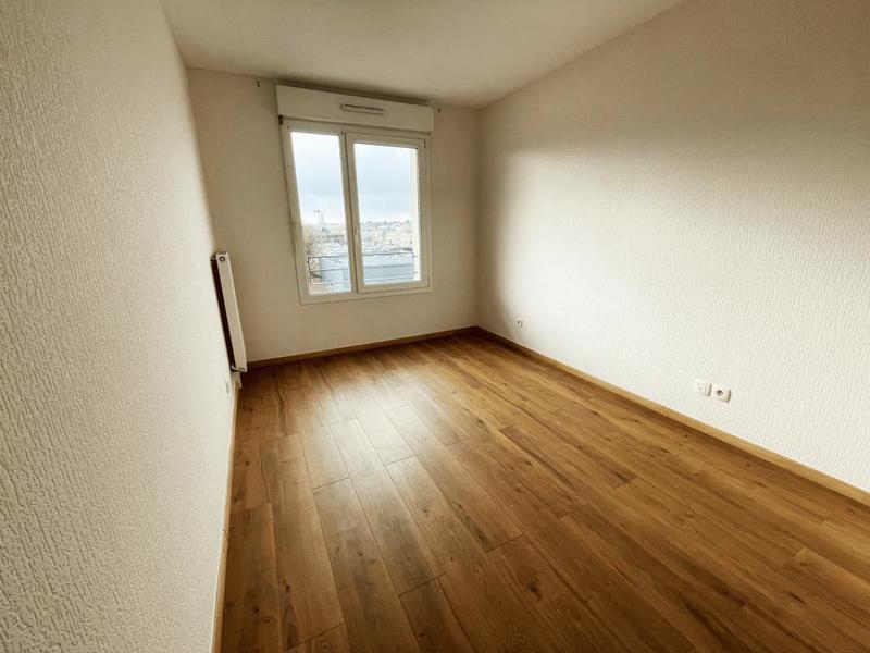 Appartement - 98 m² - 5 pièces