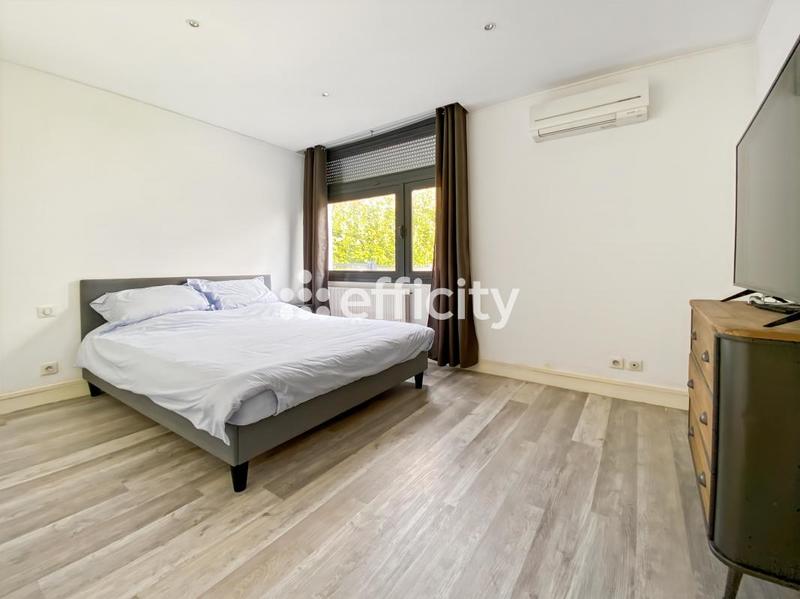 Maison - 133 m² - 6 pièces