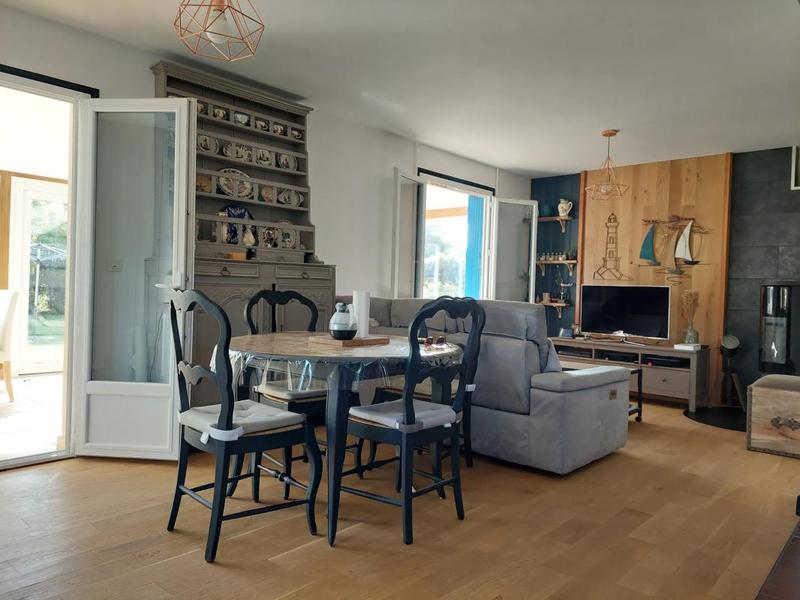 Maison - 130 m² - 7 pièces