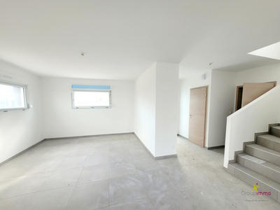 Maison - 97 m² - 5 pièces