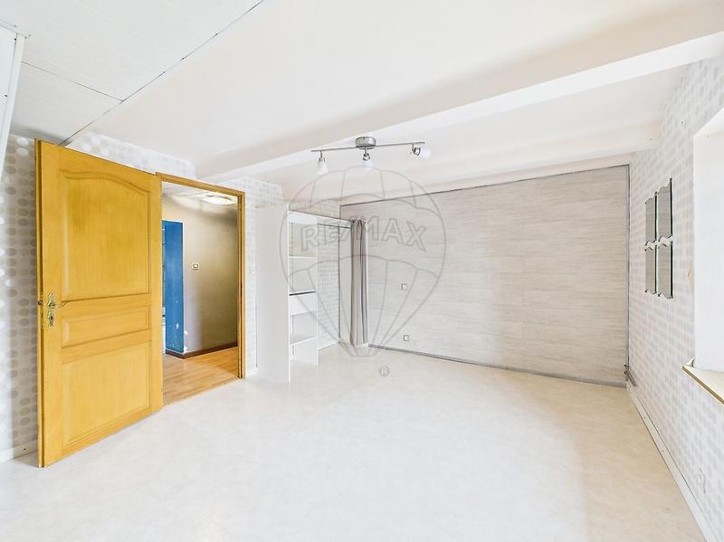 Maison - 180 m² - 8 pièces