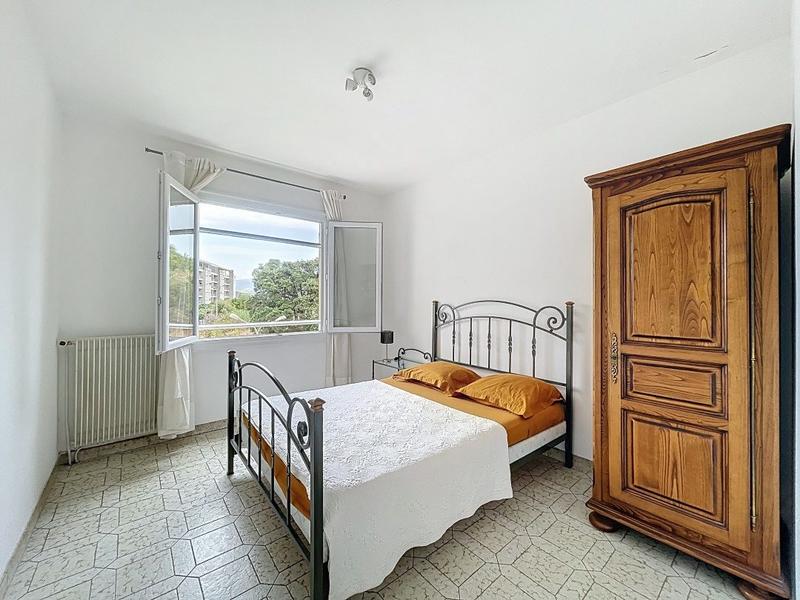 Appartement - 146 m² - 5 pièces