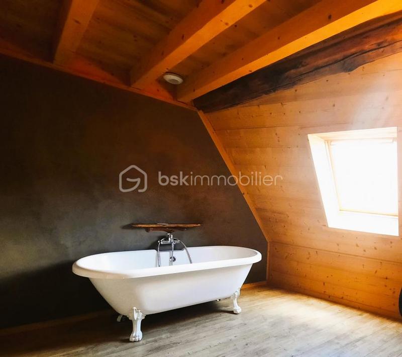 Loft - 78 m² - 5 pièces