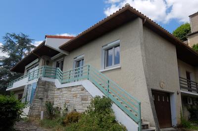 Maison de village - 260 m² - 10 pièces