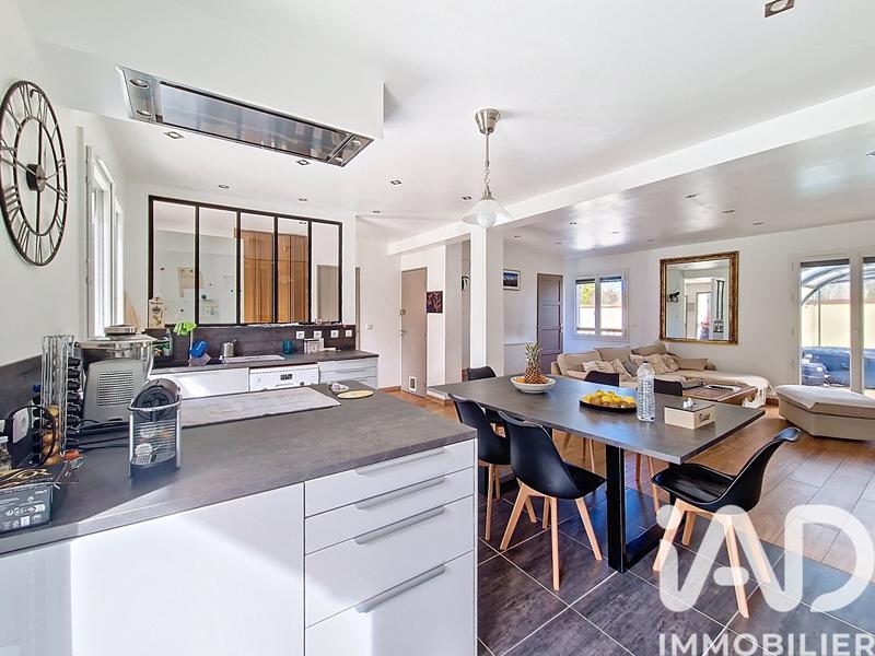 Maison - 152 m² - 7 pièces