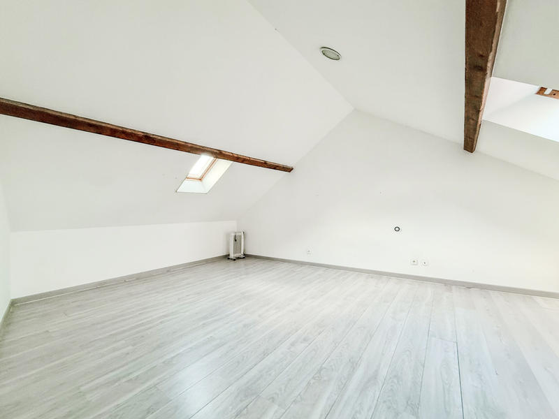 Maison - 85 m² - 4 pièces