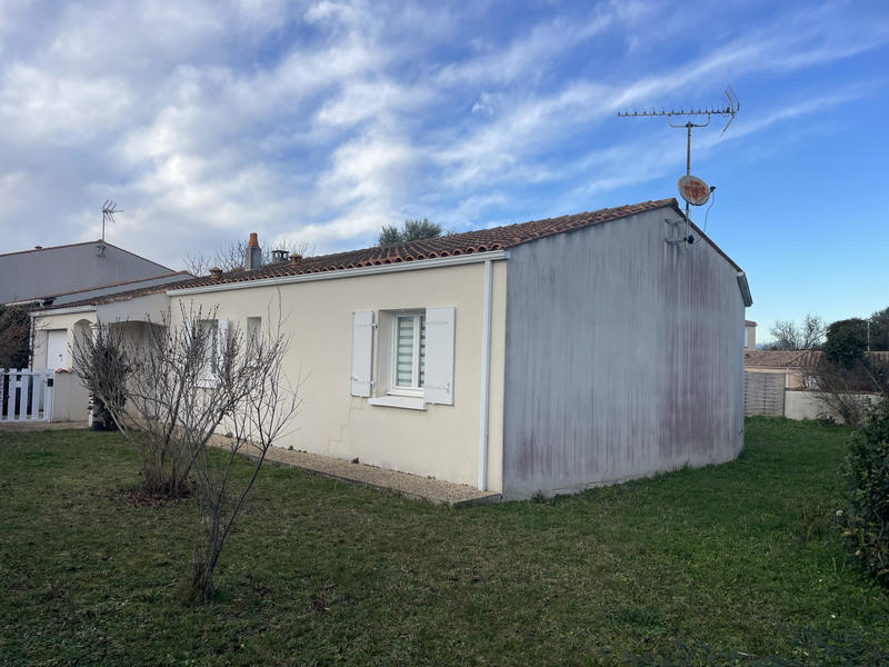 Maison traditionnelle - 90 m² - 4 pièces