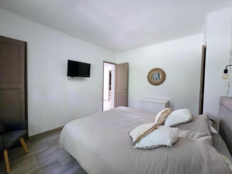 Villa - 192 m² - 6 pièces