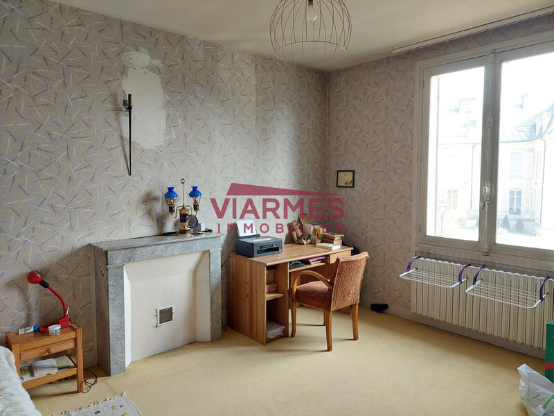 Maison - 195 m² - 8 pièces