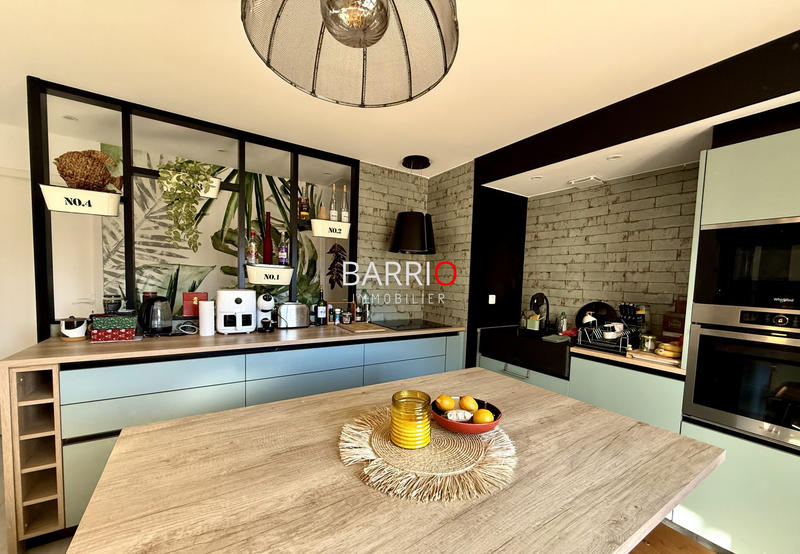 Maison traditionnelle - 138 m² - 5 pièces