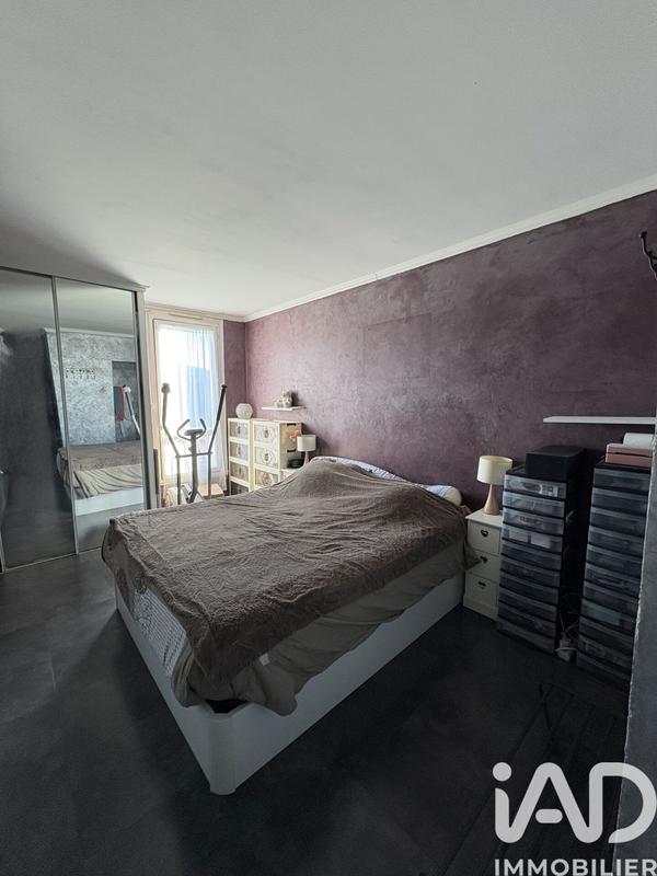 Appartement - 94 m² - 4 pièces