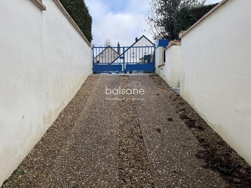 Maison - 96 m² - 6 pièces