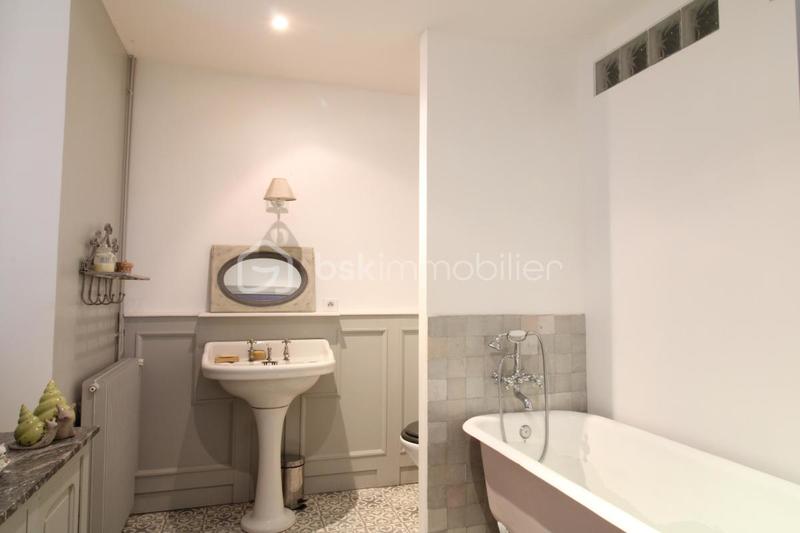 Maison de maîtres - 309 m² - 7 pièces