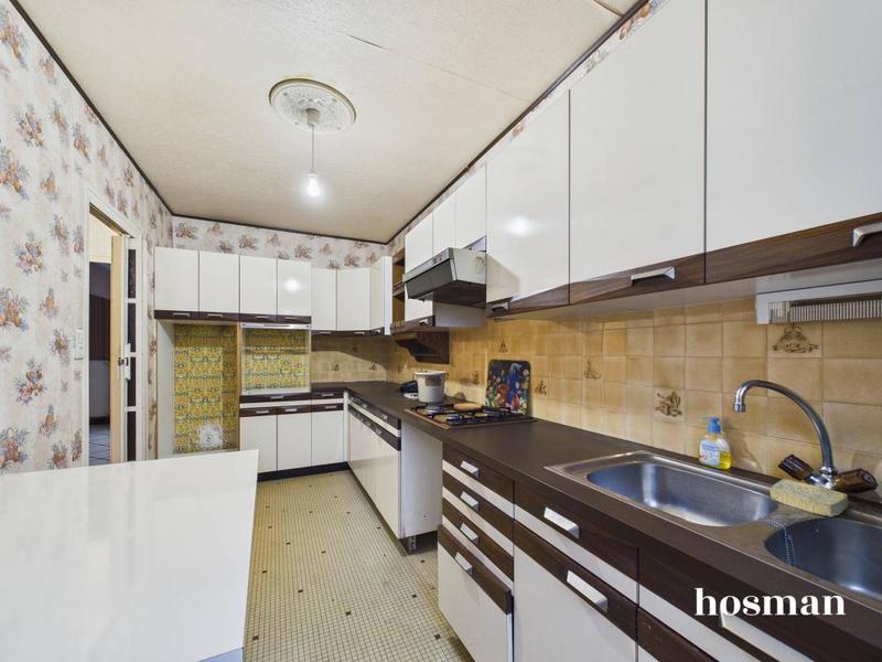 Maison - 92 m² - 4 pièces